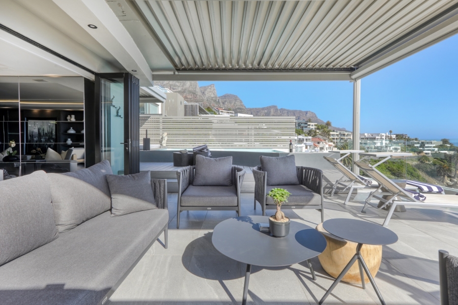 To Let 4 Bedroom Property for Rent in Bakoven Western Cape